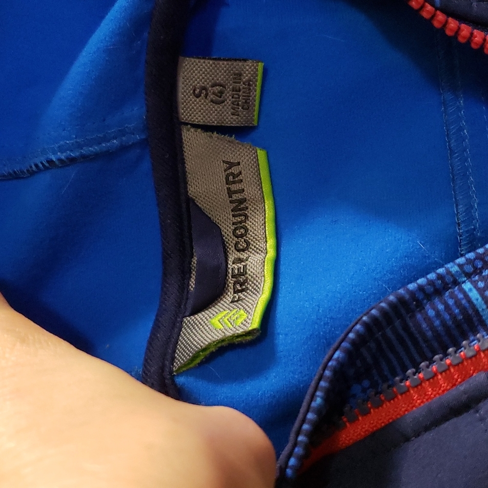 Free Country light weight jacket. - Picture 3 of 3